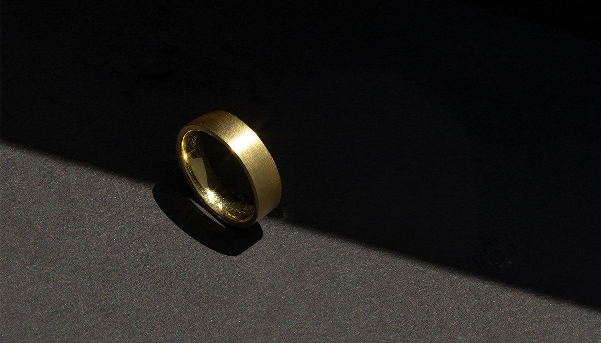 What is the Best Metal for Menâs Wedding Bands?