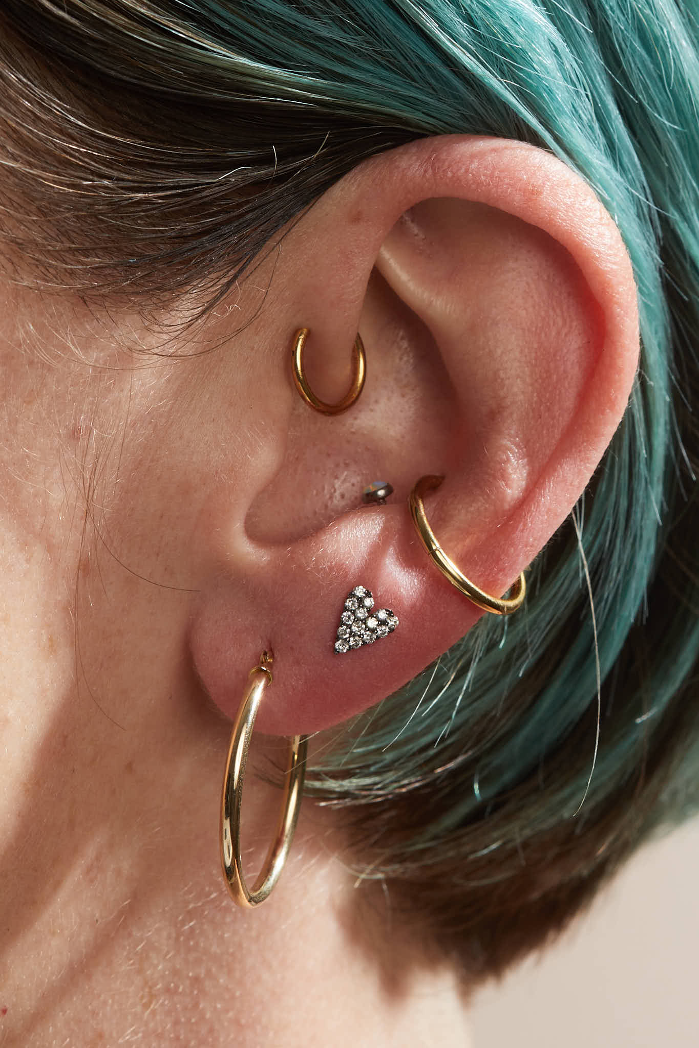 Heart Studs - Diamond