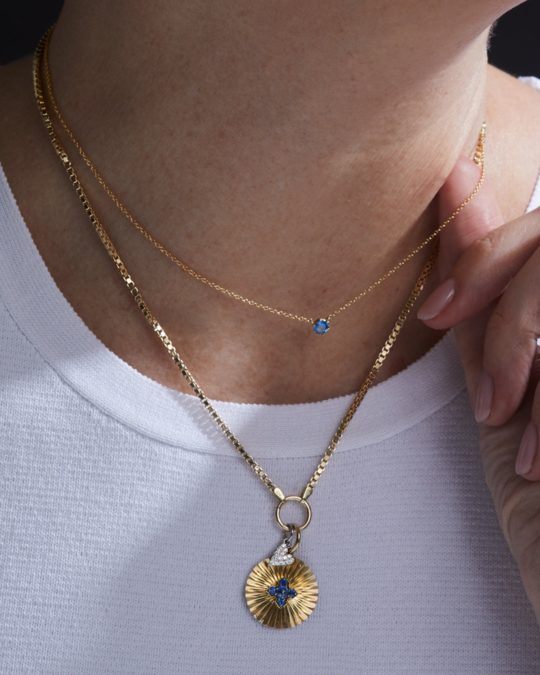 ILA Round Sapphire Pendant