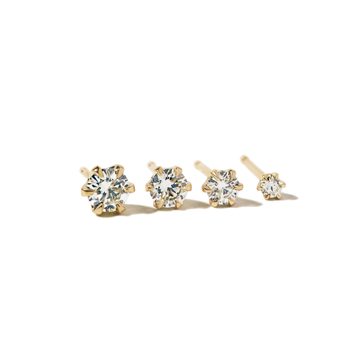 Natural Diamond Round Studs