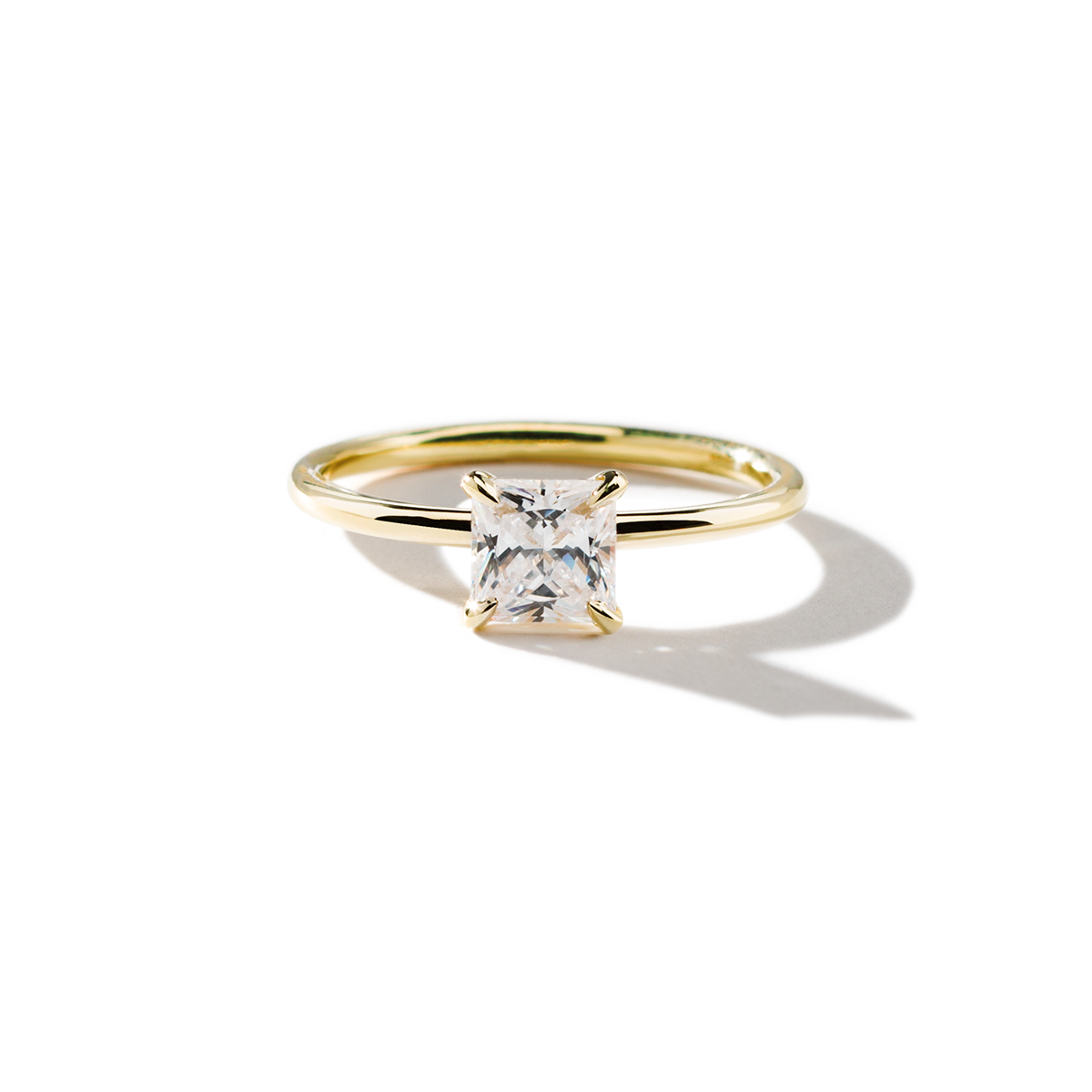 #color_18K Yellow Gold Princess Engagement Ring