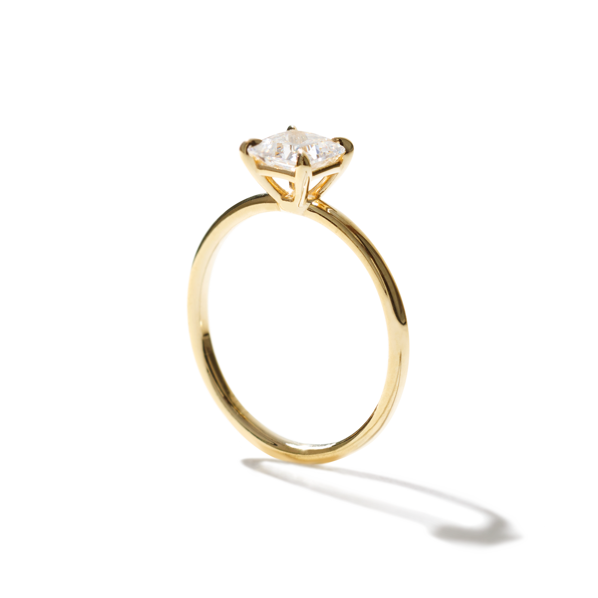 #color_18K Yellow Gold Princess Engagement Ring
