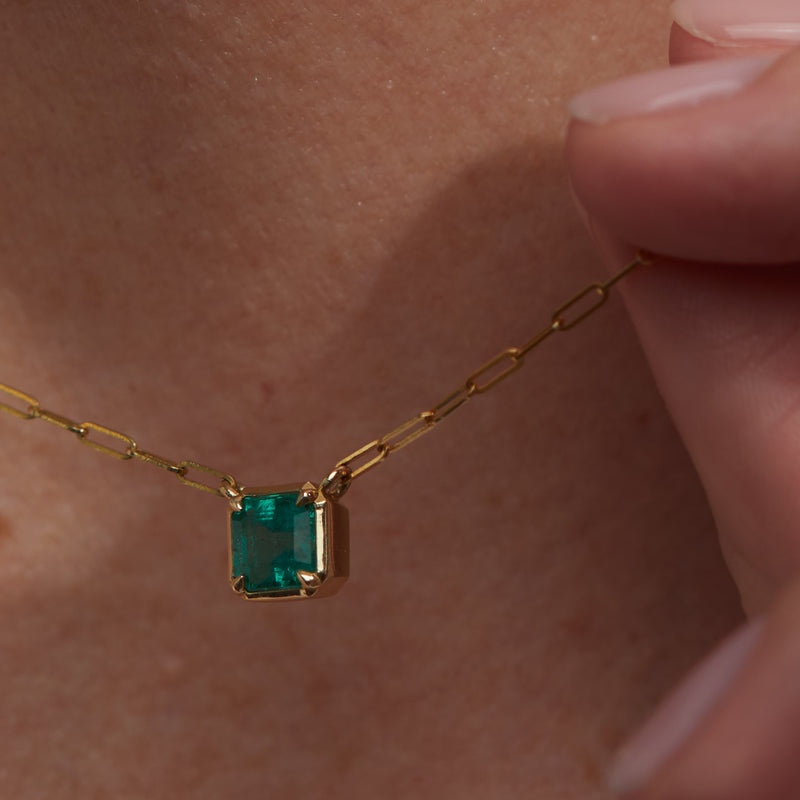 Tracer Emerald Necklace