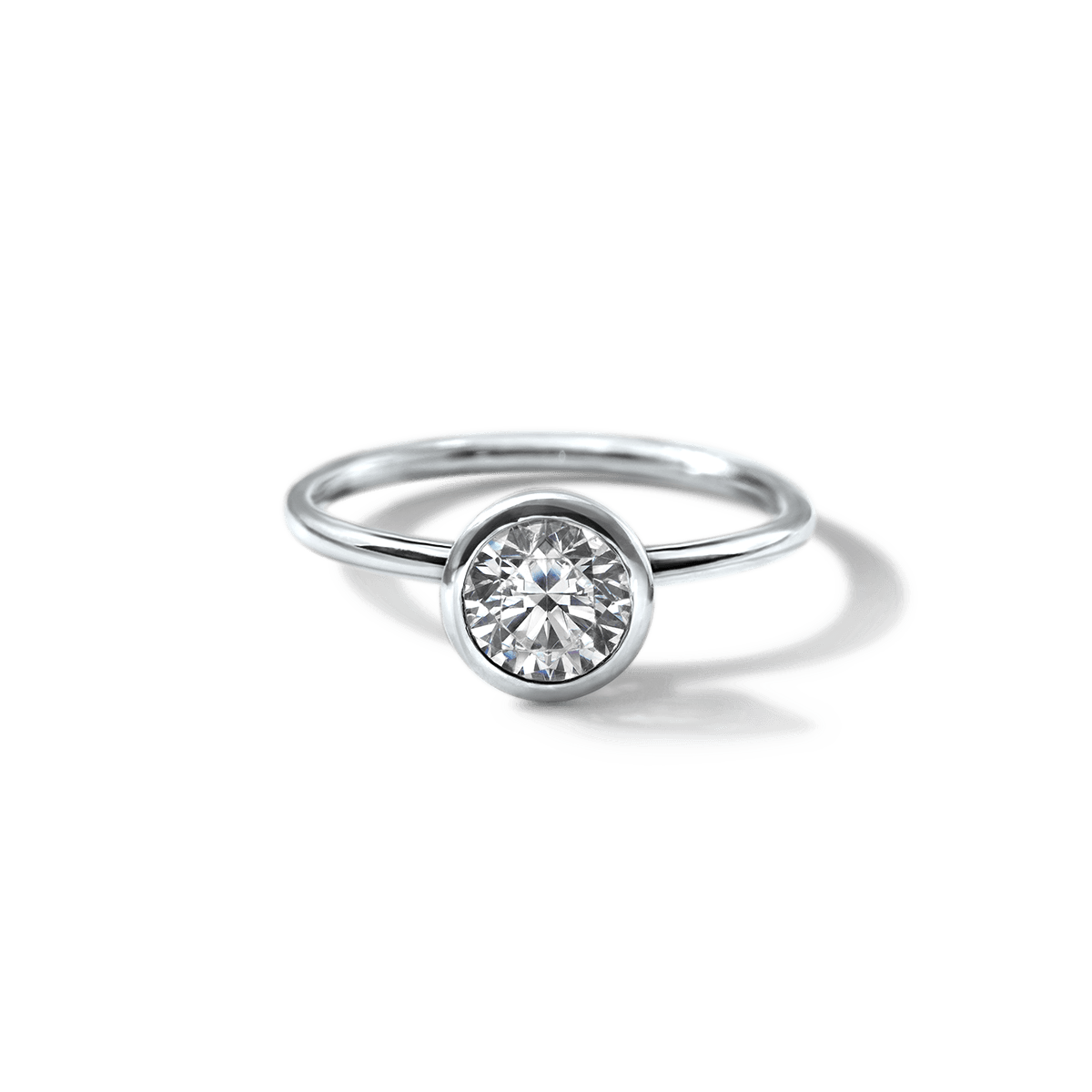 #color_18K White Gold #color_Platinum Round Bezel Diamond Engagement Ring