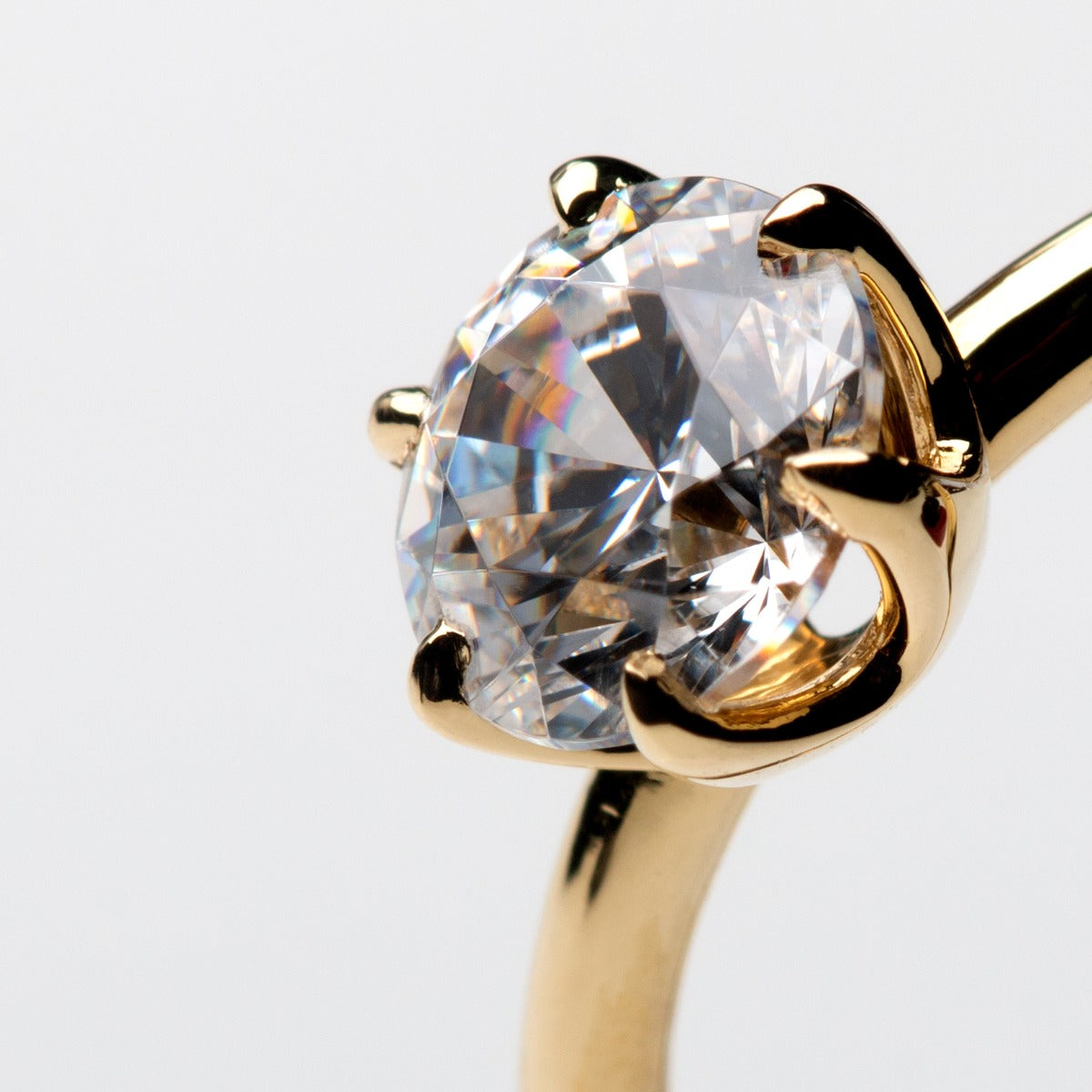 #color_18K Yellow Gold Chispa Round Engagement Ring