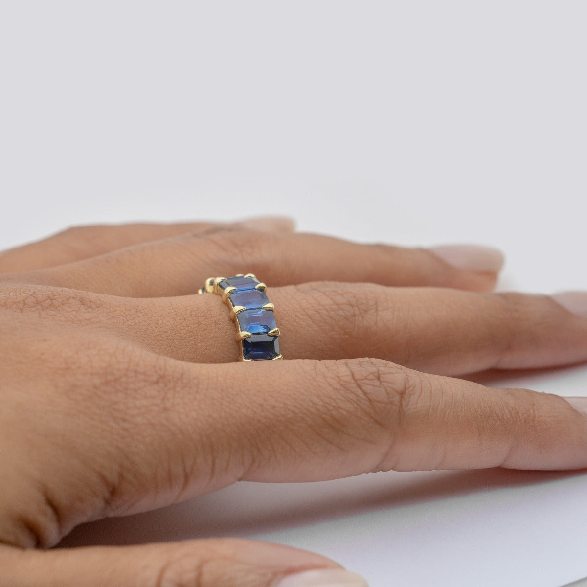 Oberon in Blue Sapphire