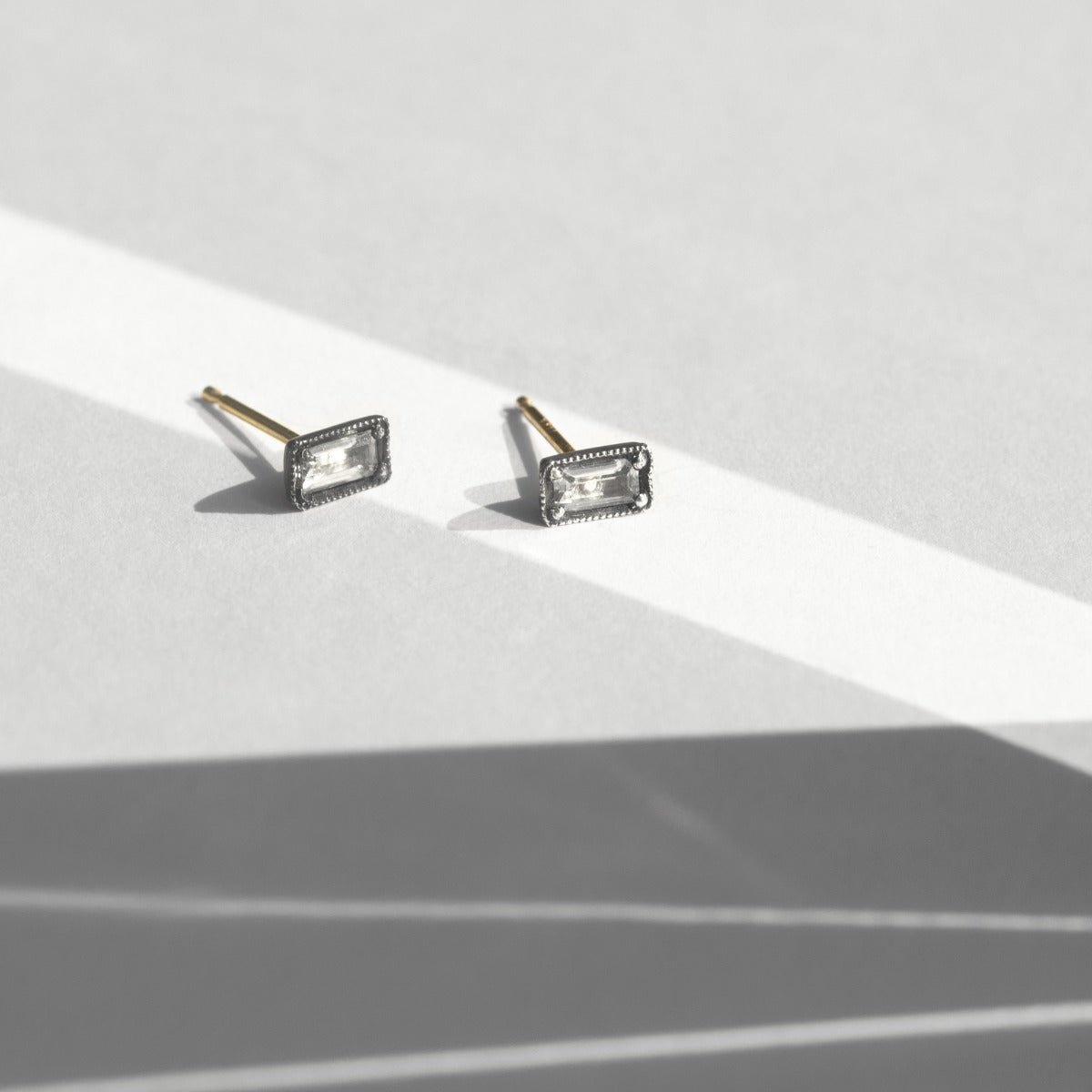 Leone in Blackened Gold