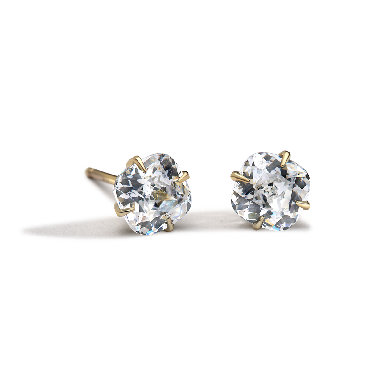 Cushion Studs