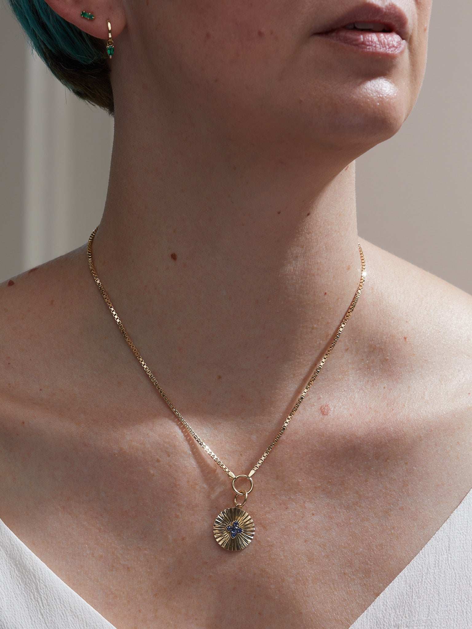 Midi Box Chain in Gold