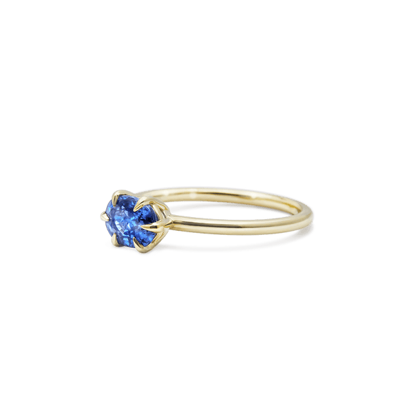 18K Yellow Gold Blue Sapphire Oval Ring