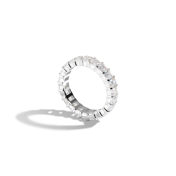 18K White Gold Emerald Cut Diamond Eternity Band