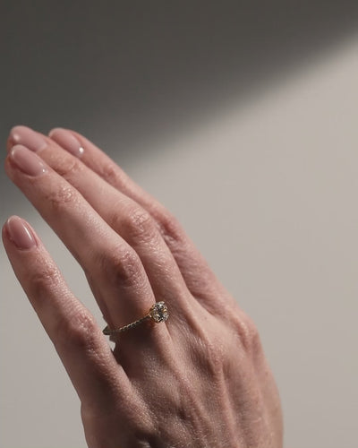 shape_round solitaire pave round diamond engagement ring 18K gold