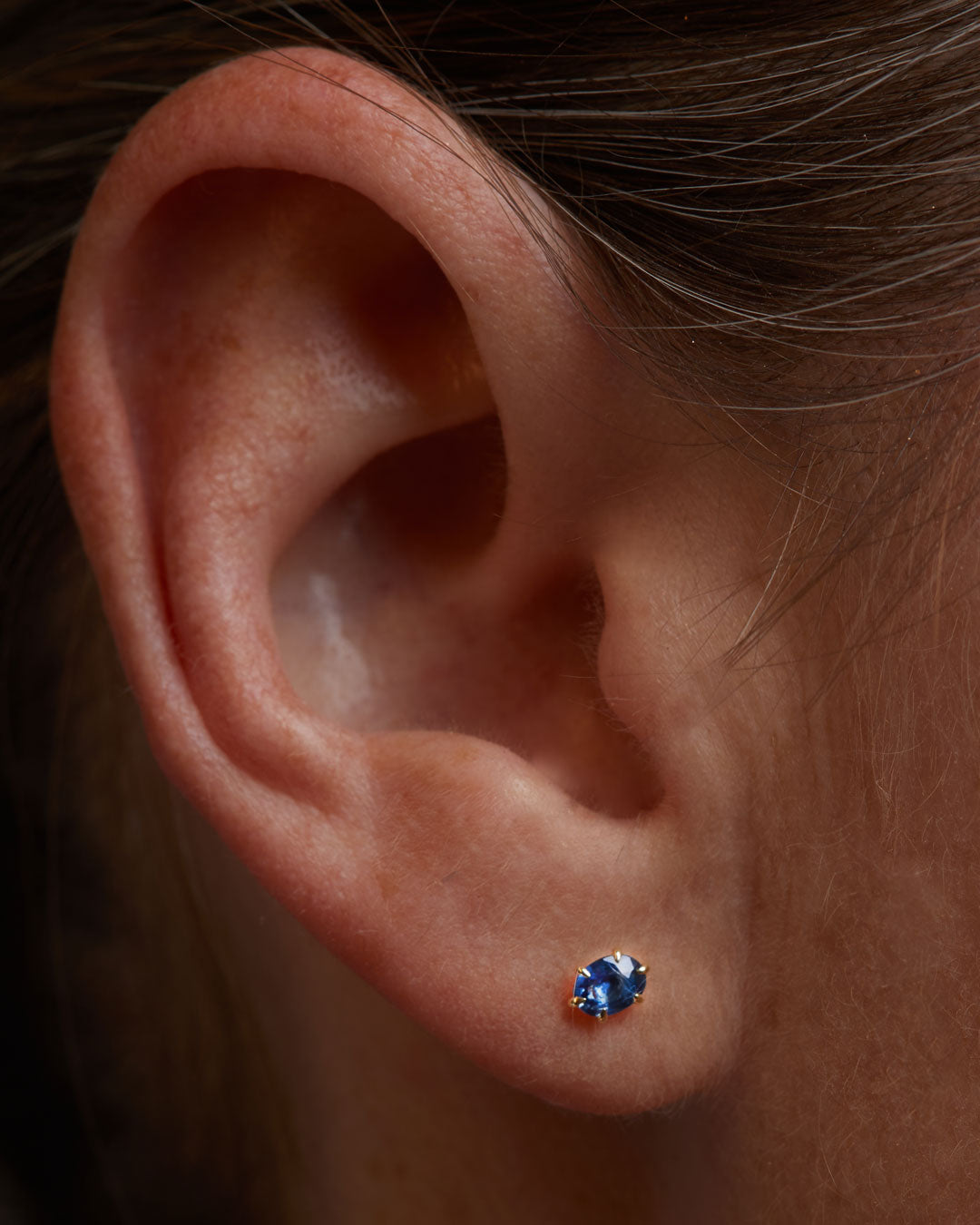 Aten Sapphire Oval Petite Studs