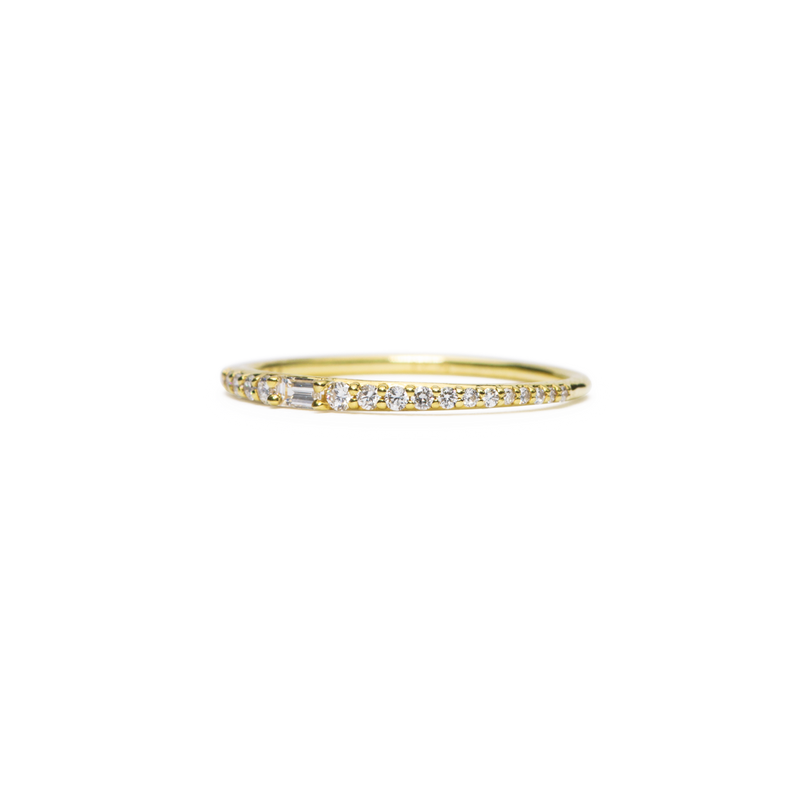14K Yellow Gold Lamont designer diamond band with baguette and tapering round diamonds in gold