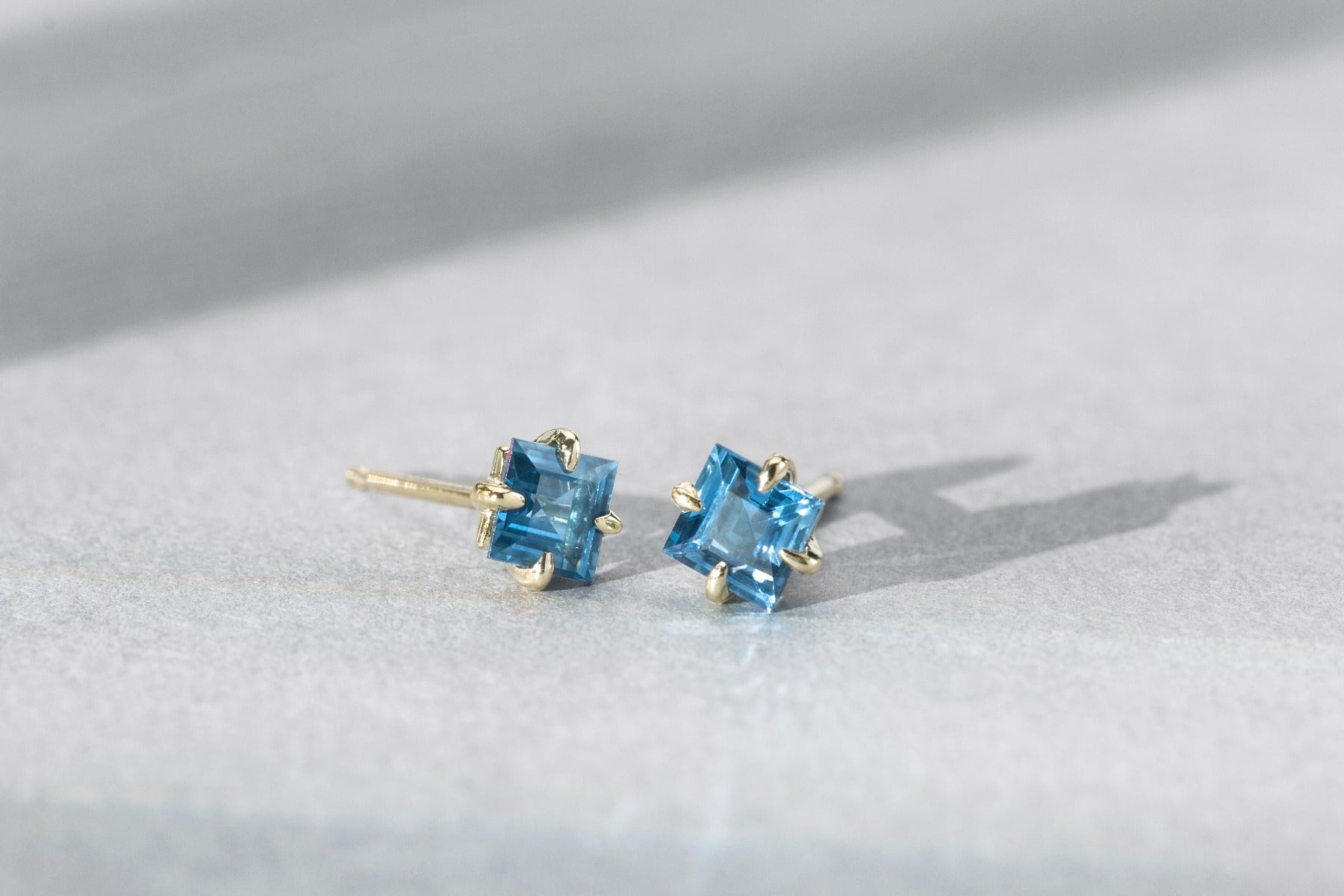 Primary Princess in Blue Sapphire