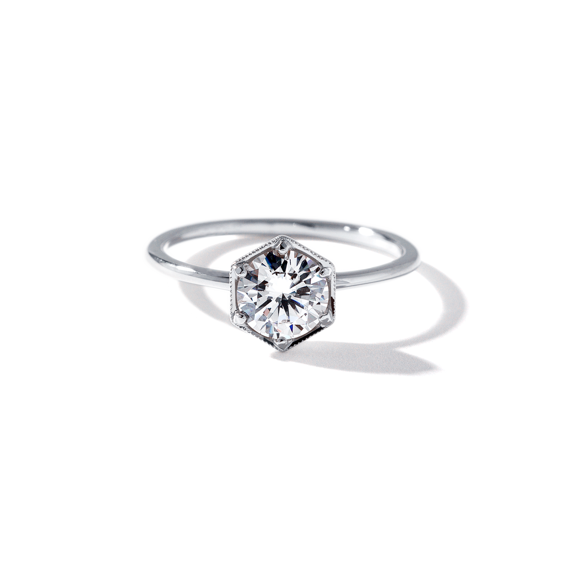 #color_18K White Gold #color_Platinum